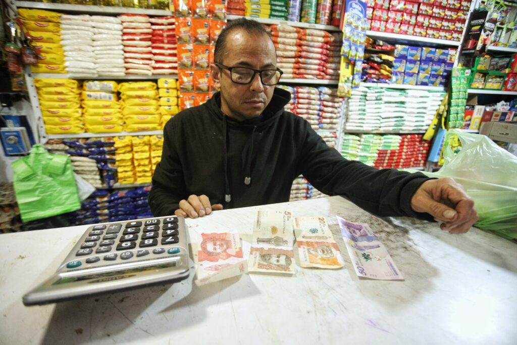 A Tiendas de Barrio les llegará buen billete para salir de deudas rápido