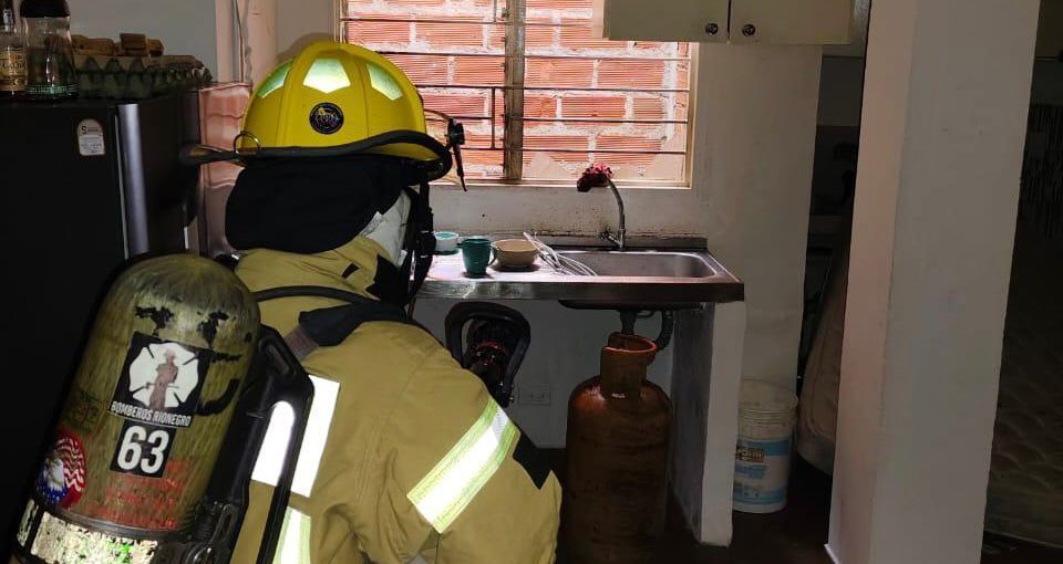 Una persona herida dejó la explosión de una pipeta de gas en Rionegro Una persona herida dejó la explosión de una pipeta de gas en Rionegro