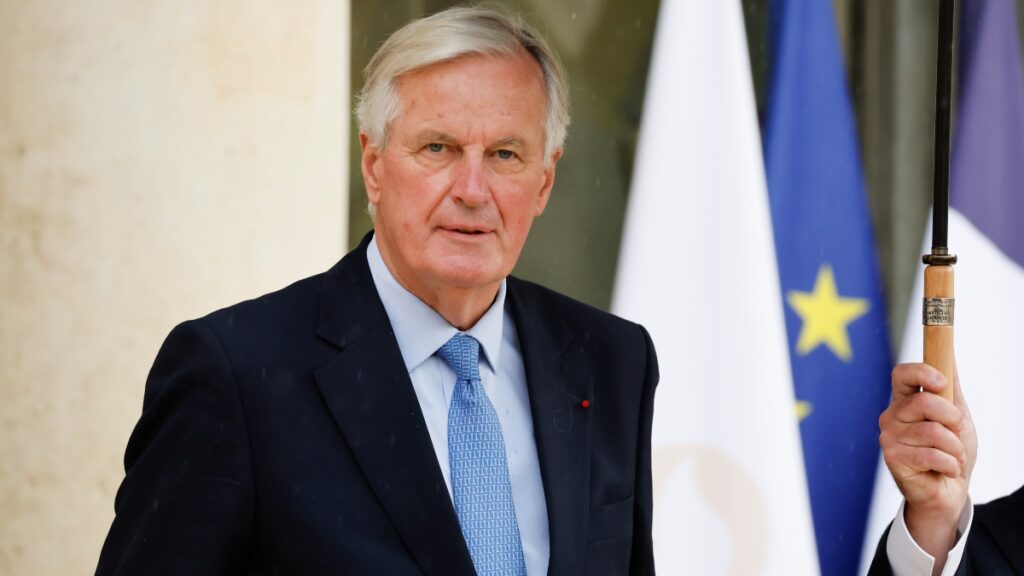 Barnier afronta su programa bajo el fuego de la izquierda, las trampas macronistas y la guillotina de Le Pen Barnier afronta su programa bajo el fuego de la izquierda, las trampas macronistas y la guillotina de Le Pen