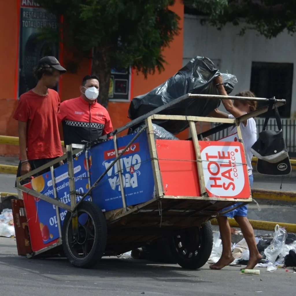 La Alcaldía Intensifica el Control del Espacio Público en el Centro de Cúcuta: Un Logro del Alcalde Jorge Acevedo La Alcaldía Intensifica el Control del Espacio Público en el Centro de Cúcuta: Un Logro del Alcalde Jorge Acevedo