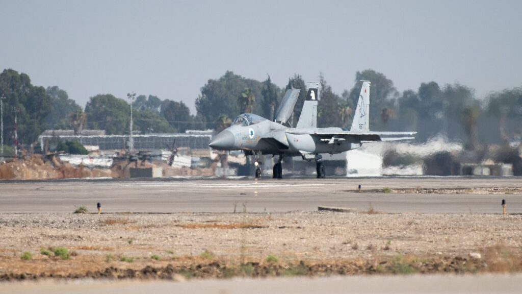 Israel inicia una «operación aérea a gran escala» contra los hutíes en Yemen que ha dejado más de 20 muertos Israel inicia una «operación aérea a gran escala» contra los hutíes en Yemen que ha dejado más de 20 muertos