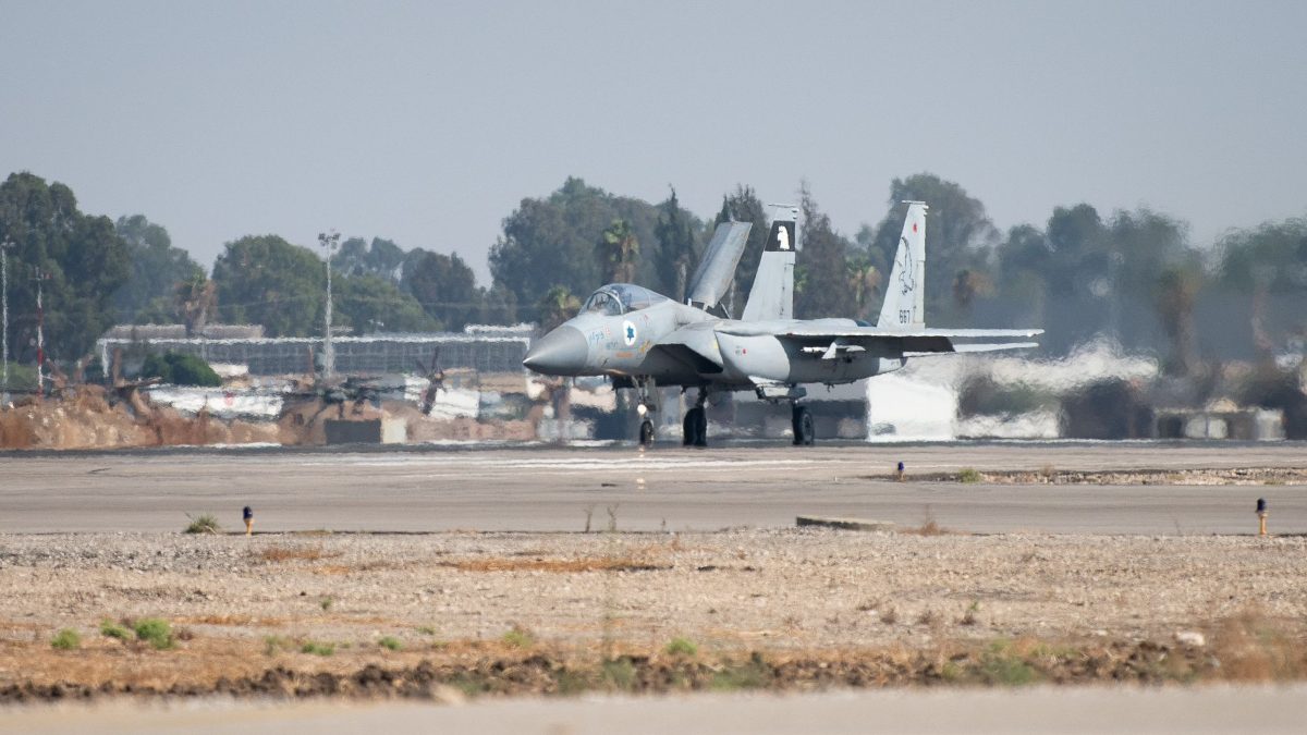 Israel inicia una «operación aérea a gran escala» contra los hutíes en Yemen que ha dejado más de 20 muertos
