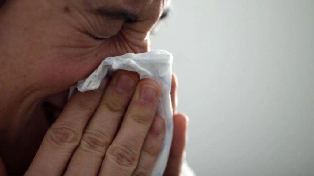 Las infecciones respiratorias agudas suben un 10% en una semana, pero los contagios de gripe y covid-19 son bajos