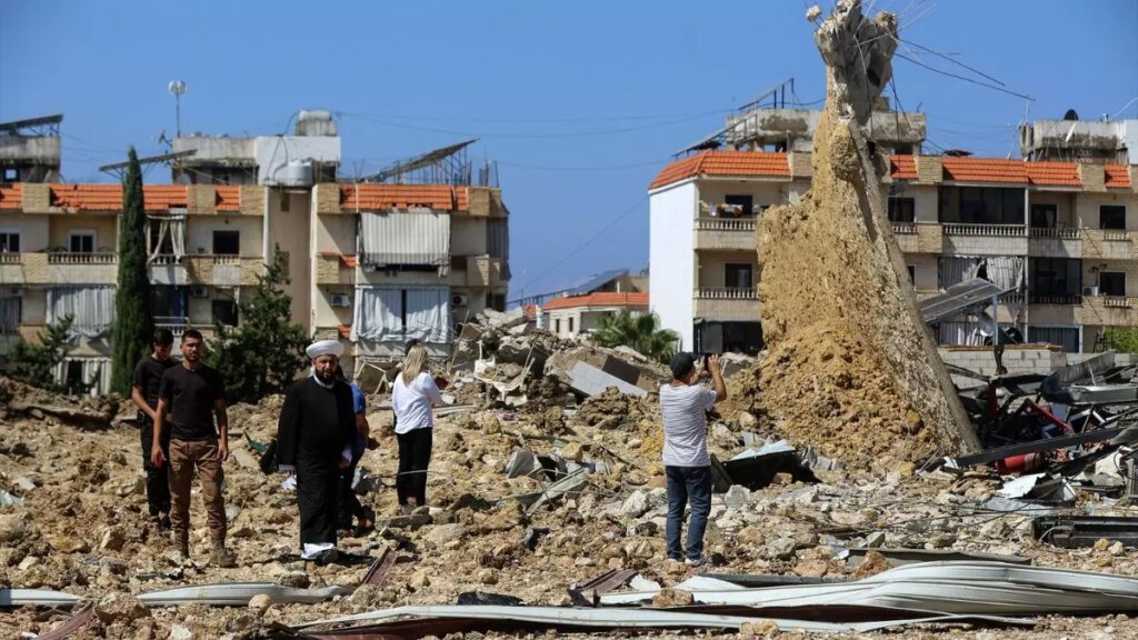 Una nueva jornada de bombardeos de Israel deja 51 muertos y más de 200 heridos en el Líbano