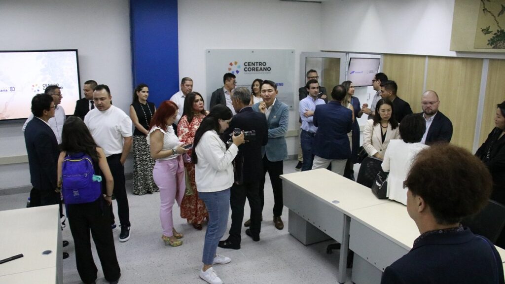 Inauguran en Medellín el primer Centro Coreano para la cultura Inauguran en Medellín el primer Centro Coreano para la cultura