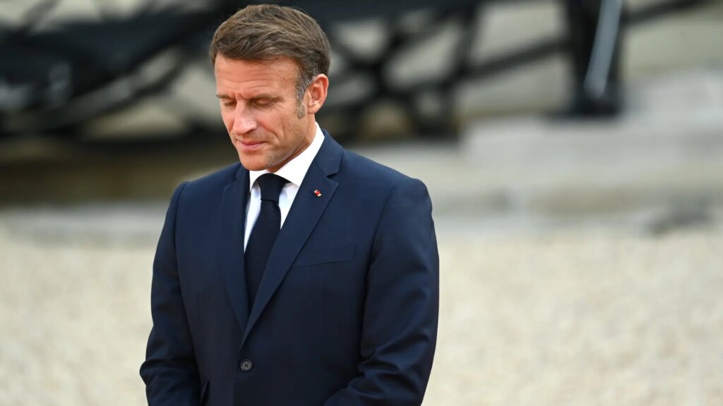 Macron culmina su ronda de contactos para intentar consensuar un primer ministro