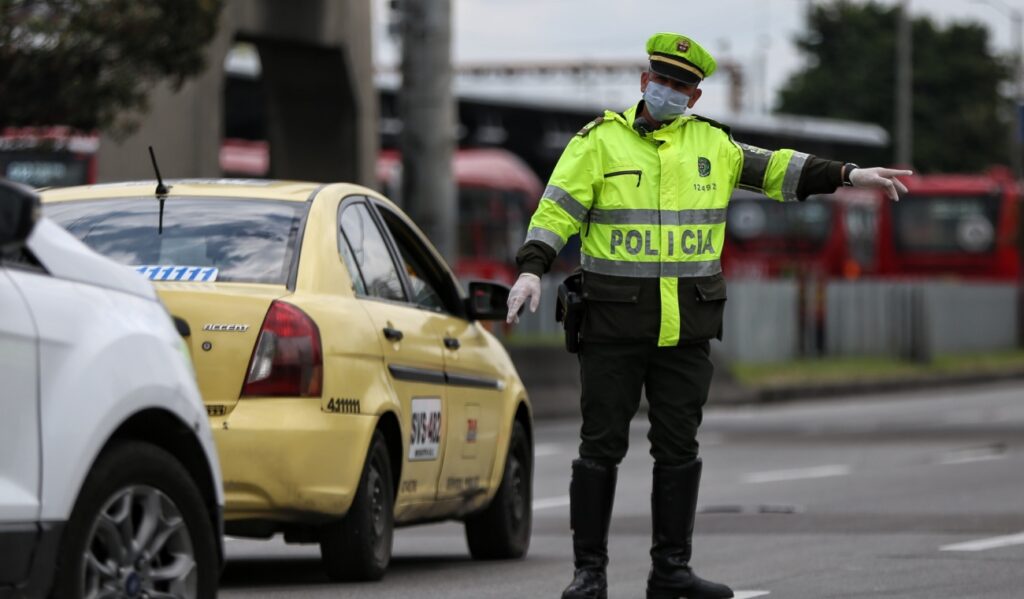 Conductores atentos por nuevos operativos de tránsito con multa de 2.600 Conductores atentos por nuevos operativos de tránsito con multa de 2.600