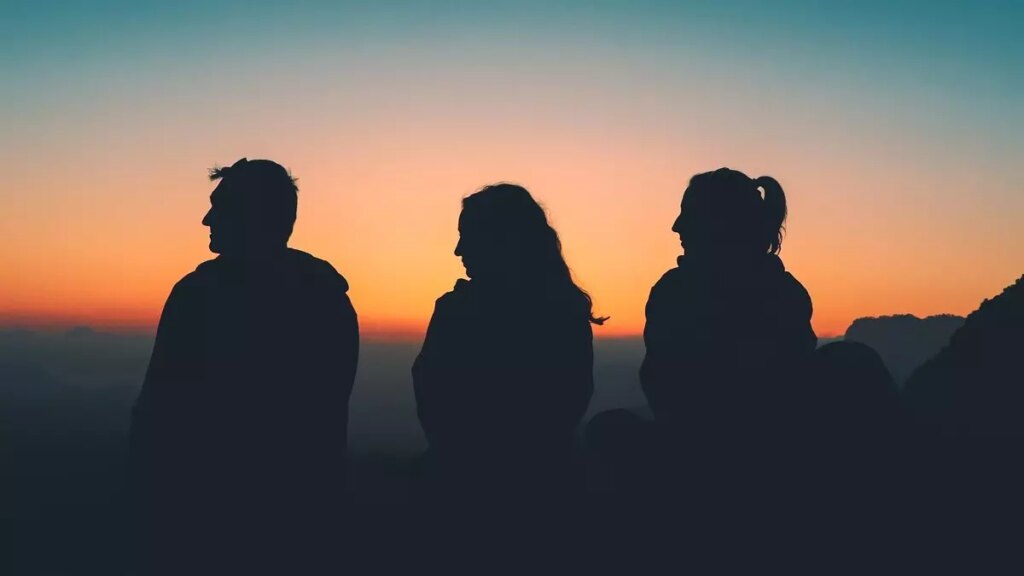 ¿Se puede estar enamorado de dos personas a la vez? Los expertos nos dan la respuesta