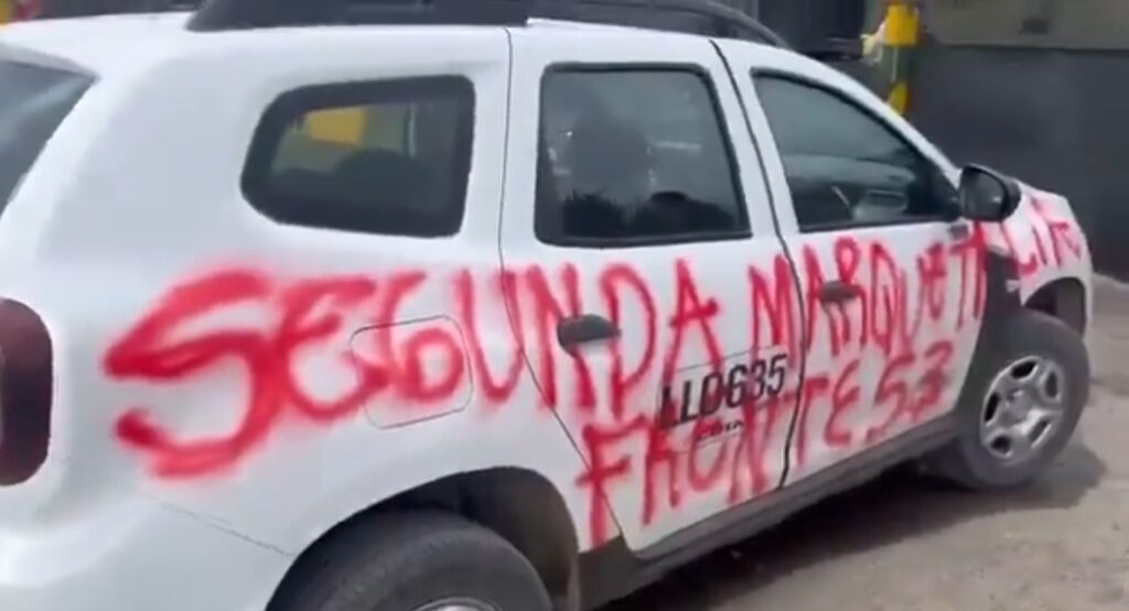 Hombres armados intimidan ciudadanos con mensajes de ‘Segunda Marquetalia’ Hombres armados intimidan ciudadanos con mensajes de ‘Segunda Marquetalia’