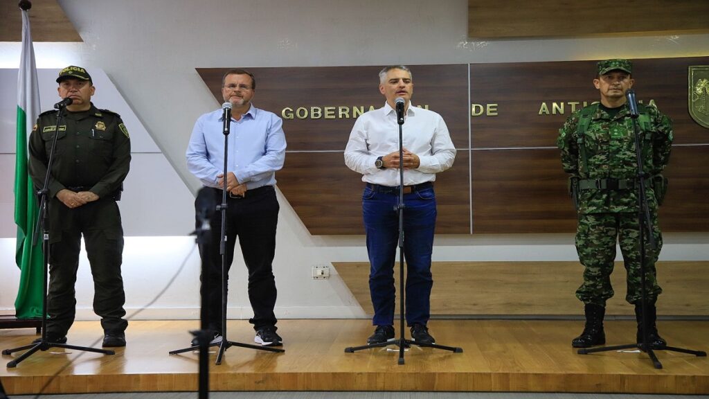 Autoridades confirman el secuestro de tres personas en Antioquia Autoridades confirman el secuestro de tres personas en Antioquia