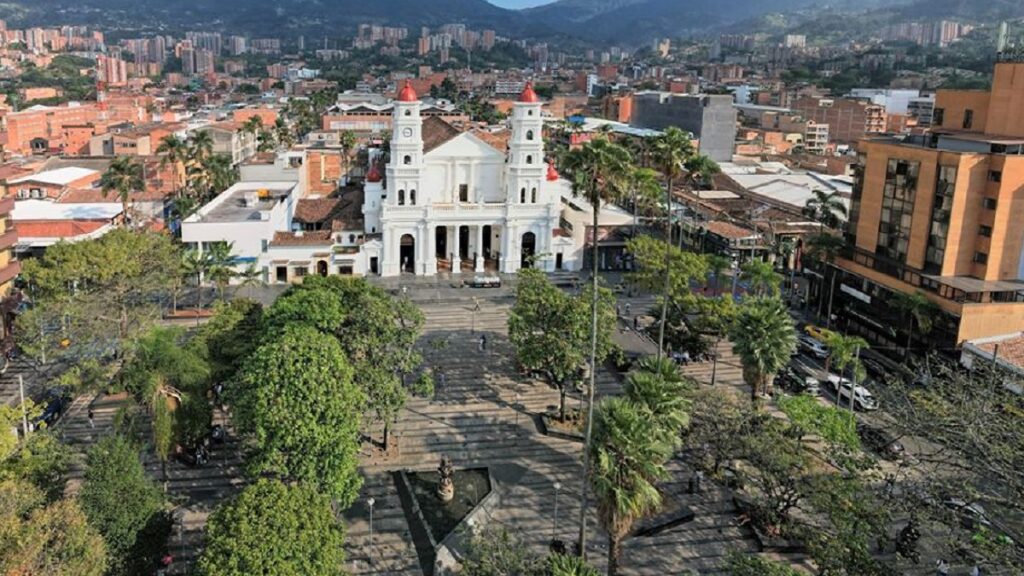 Abren convocatoria para estudios universitarios en Envigado Abren convocatoria para estudios universitarios en Envigado