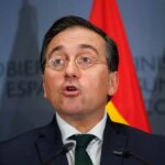 Albares sigue a Francia y convoca al representante de Israel en España por los ataques a la ONU en Líbano Albares sigue a Francia y convoca al representante de Israel en España por los ataques a la ONU en Líbano