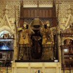 Confirman que los huesos enterrados en Sevilla son de Cristóbal Colón
