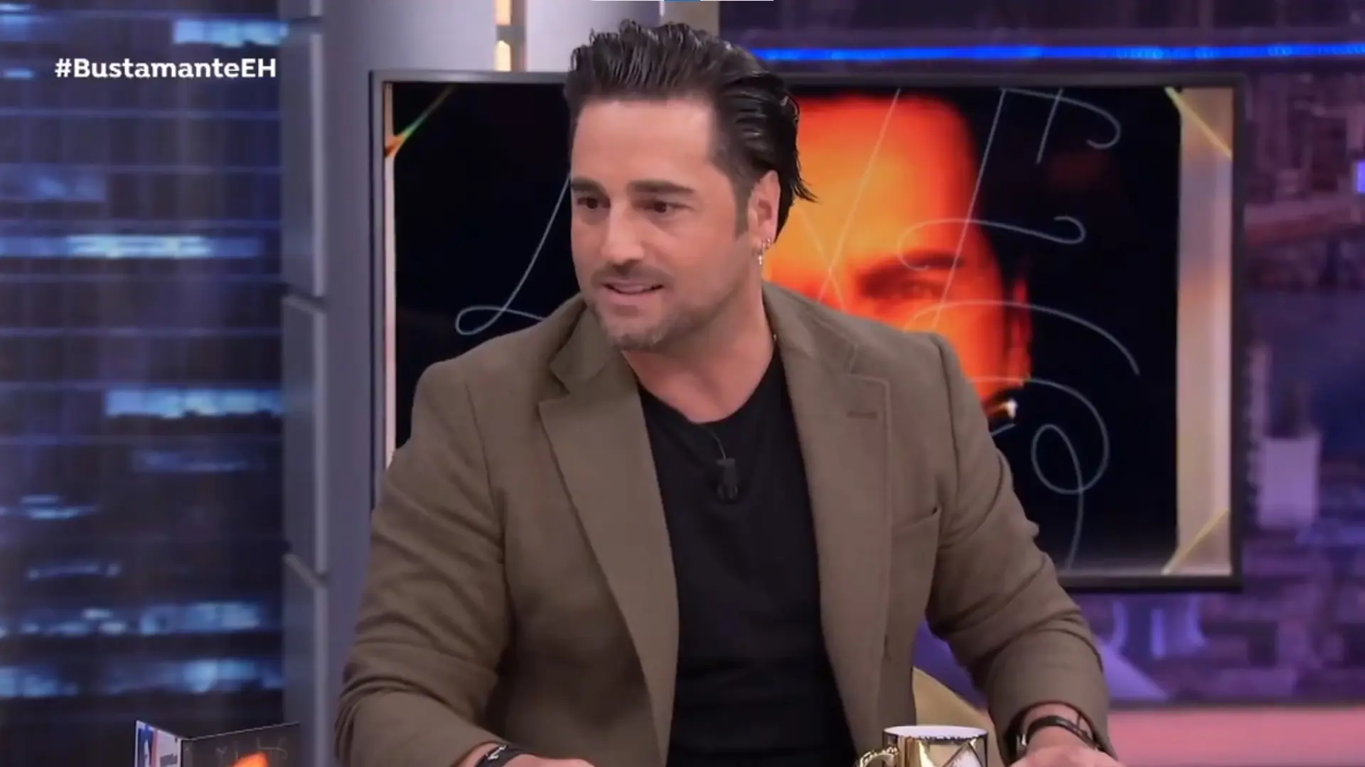 David Bustamante le desvela a Pablo Motos su secreto para que no le pidan cantar en las bodas David Bustamante le desvela a Pablo Motos su secreto para que no le pidan cantar en las bodas
