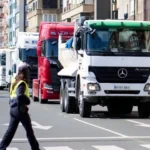 Desconvocada la huelga general de transportistas tras un acuerdo entre sindicatos y patronales