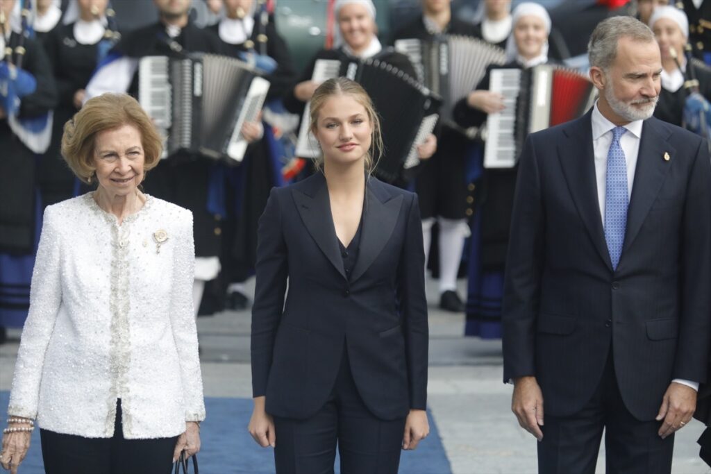 La Princesa Leonor alerta que «hay quienes utilizan la democracia para destruirla» La Princesa Leonor alerta que «hay quienes utilizan la democracia para destruirla»