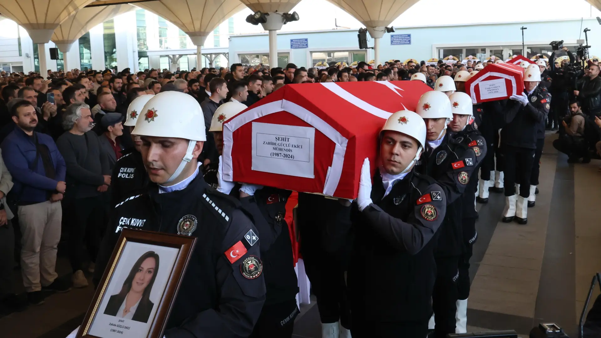 La guerrilla kurda PKK reivindica el ataque a la fábrica de armas en Ankara que dejó cinco muertos La guerrilla kurda PKK reivindica el ataque a la fábrica de armas en Ankara que dejó cinco muertos