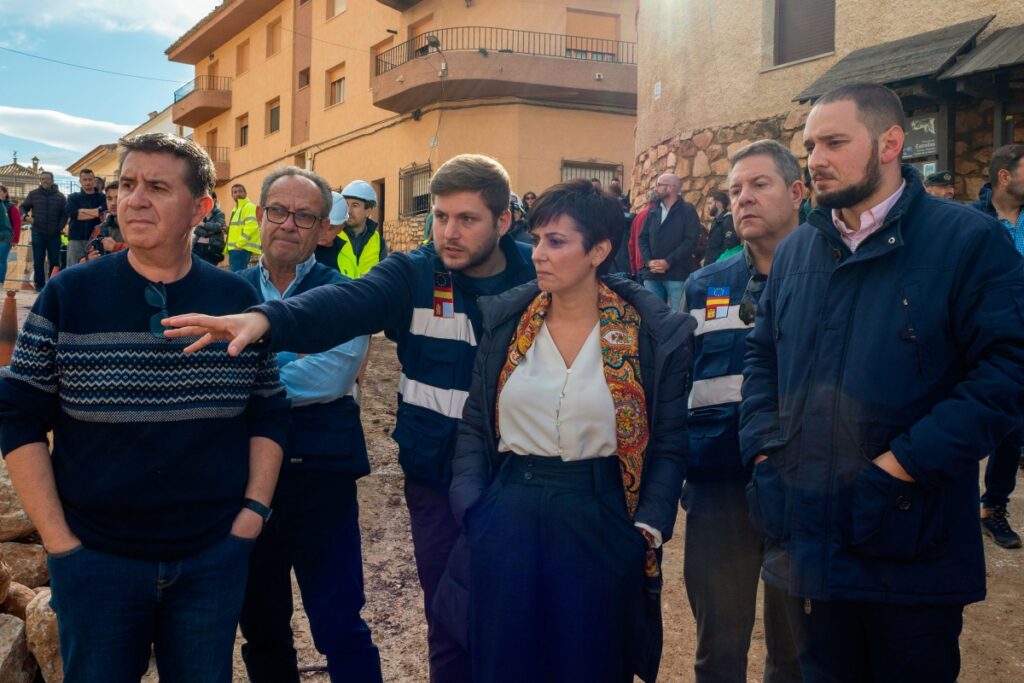 La ministra Rodríguez improvisó su visita a la tragedia de Albacete tres horas después de anunciar que iría Feijóo La ministra Rodríguez improvisó su visita a la tragedia de Albacete tres horas después de anunciar que iría Feijóo