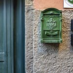 Los ‘Robin Hood’ antiturismo de Italia que destrozan las cajas fuertes con las llaves de los pisos turísticos