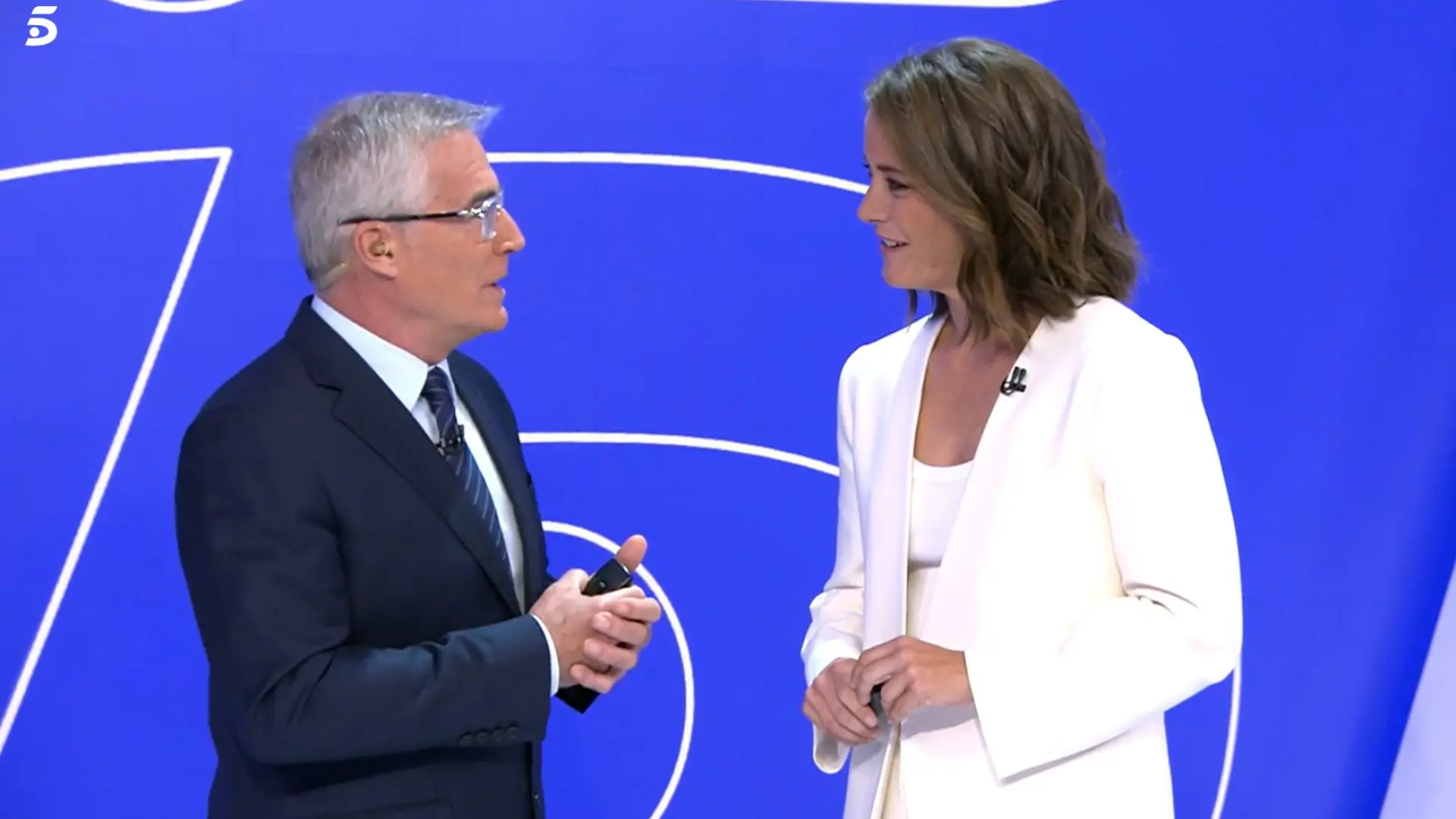 María Casado se derrumba y rompe a llorar en ‘Informativos Telecinco’ al anunciar la muerte de Mayra Gómez Kemp