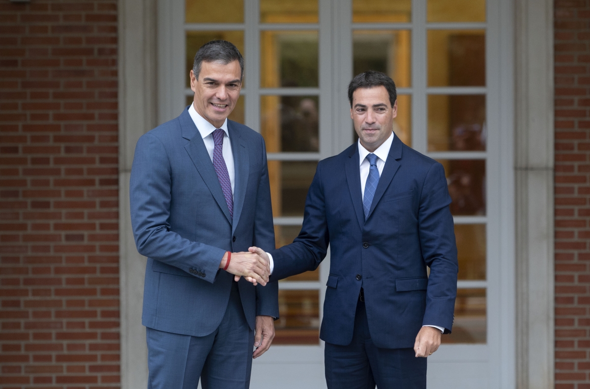 Sánchez y Pradales celebrarán el 6 de noviembre la comisión para acelerar el traspaso de competencias a País Vasco