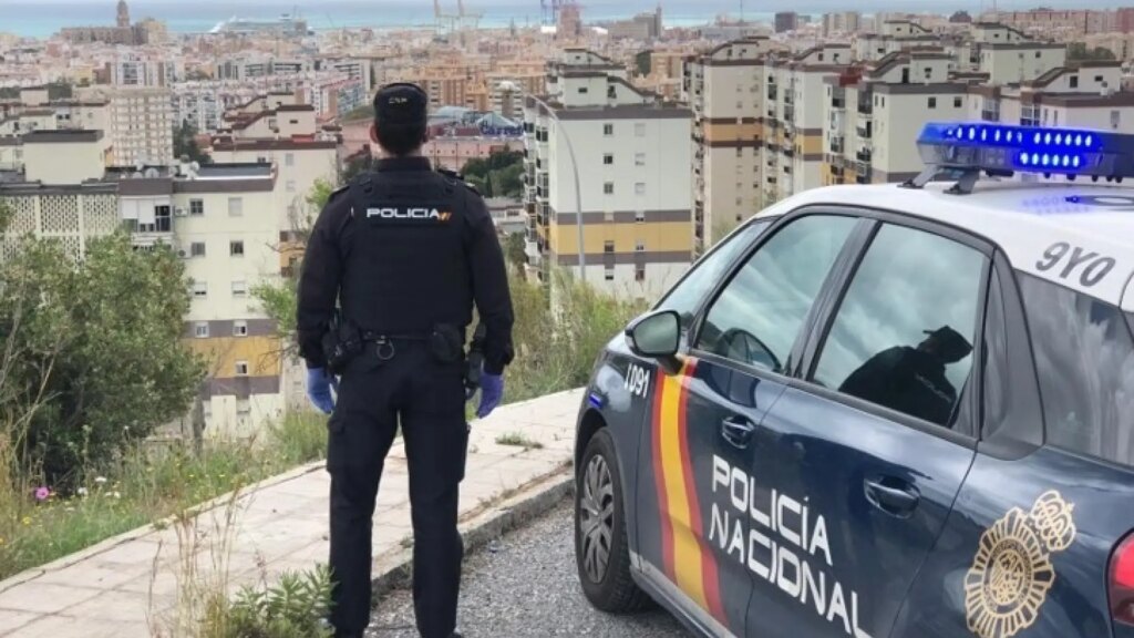Trece detenidos de un clan que controlaba el narcotráfico en un barrio de Málaga