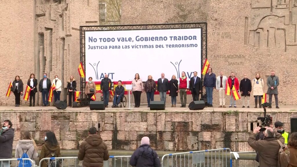Víctimas del Terrorismo denuncia que la reforma que votará el Senado este martes permitiría excarcelar antes a 44 etarras Víctimas del Terrorismo denuncia que la reforma que votará el Senado este martes permitiría excarcelar antes a 44 etarras