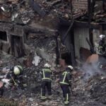 Tres muertos en el derrumbamiento de un edificio por una explosión de gas en Santander Tres muertos en el derrumbamiento de un edificio por una explosión de gas en Santander