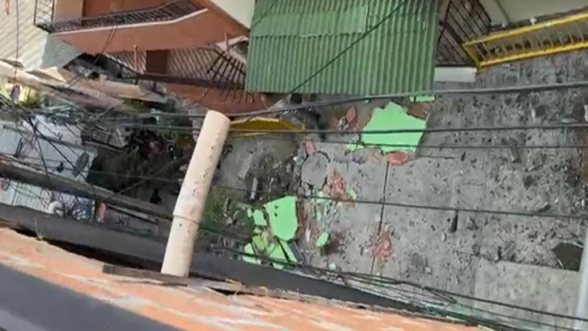 Explosión en alcantarillado causó estragos en el Popular 1 de Medellín Explosión en alcantarillado causó estragos en el Popular 1 de Medellín