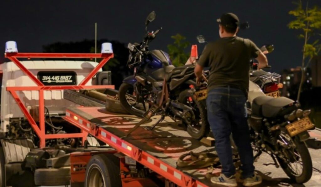 ¿Quién responde si le dañan la moto en la grúa camino a los patios? ¿Quién responde si le dañan la moto en la grúa camino a los patios?