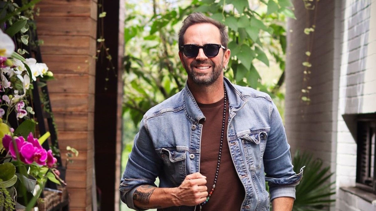 Cantante Lucas Arnau denunció que entraron a su casa en Rionegro para robar Cantante Lucas Arnau denunció que entraron a su casa en Rionegro para robar