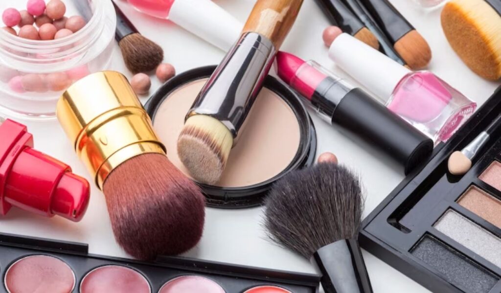 Maquillaje bueno y barato: vea las gangas de esta surtida bodega en Bogotá Maquillaje bueno y barato: vea las gangas de esta surtida bodega en Bogotá