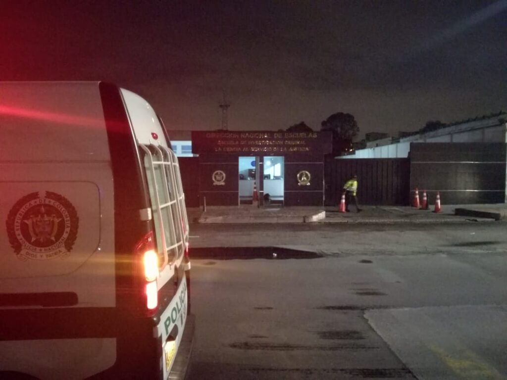 Balacera al norte de Bogotá deja un ladrón neutralizado y otro en fuga Balacera al norte de Bogotá deja un ladrón neutralizado y otro en fuga