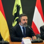 Abascal es elegido presidente de Patriots, formación que integran también los partidos de Orban y Le Pen Abascal es elegido presidente de Patriots, formación que integran también los partidos de Orban y Le Pen