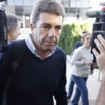 Aquí no hay quien dimita Aquí no hay quien dimita