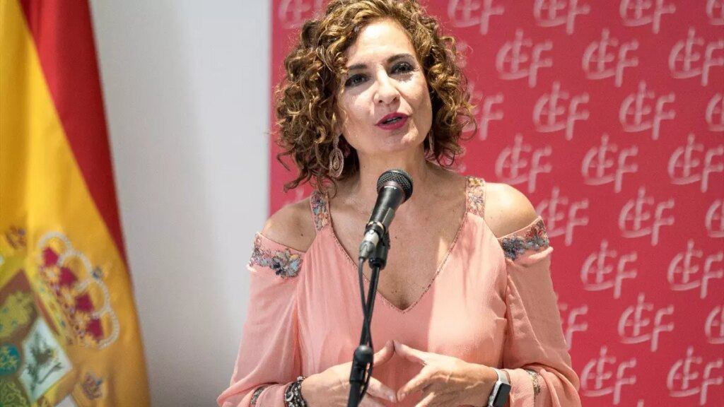 El PSOE vuelve a aplazar la Comisión de Hacienda por la falta de acuerdo con las subidas de impuestos