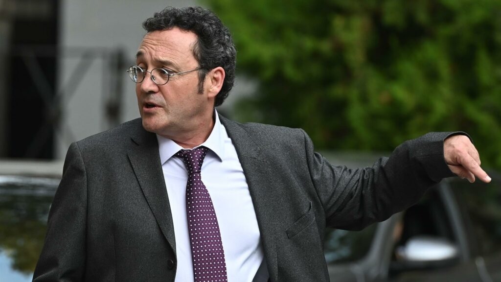 El novio de Ayuso pide apartar a la ‘número dos’ de Fiscalía de la causa contra García Ortiz El novio de Ayuso pide apartar a la ‘número dos’ de Fiscalía de la causa contra García Ortiz