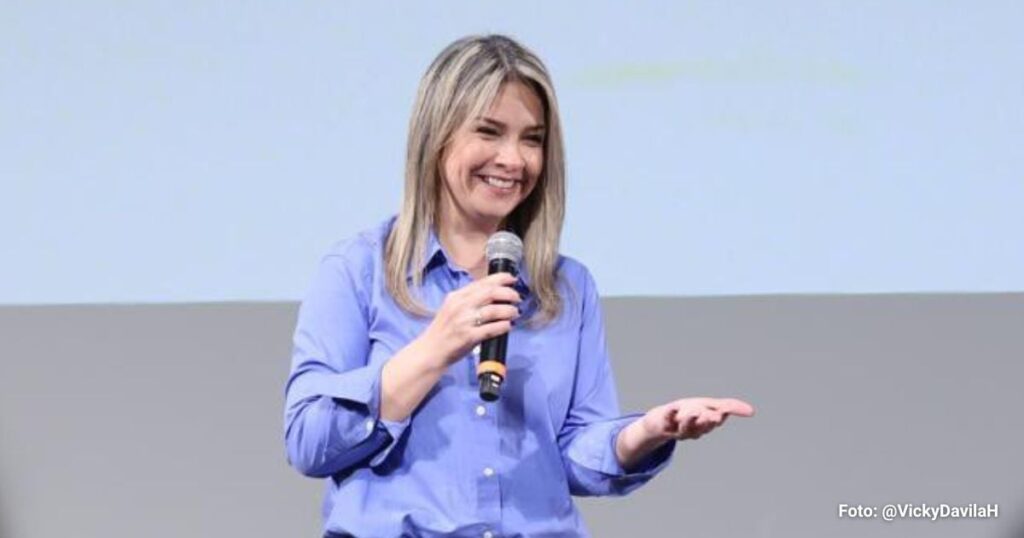 En medio de banqueros en Cartagena Vicky Dávila mostró por primera vez su talante de líder política