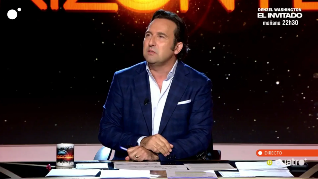 Iker Jiménez se emociona con el apoyo recibido tras las polémicas de la DANA: «Creemos en la libertad» Iker Jiménez se emociona con el apoyo recibido tras las polémicas de la DANA: «Creemos en la libertad»