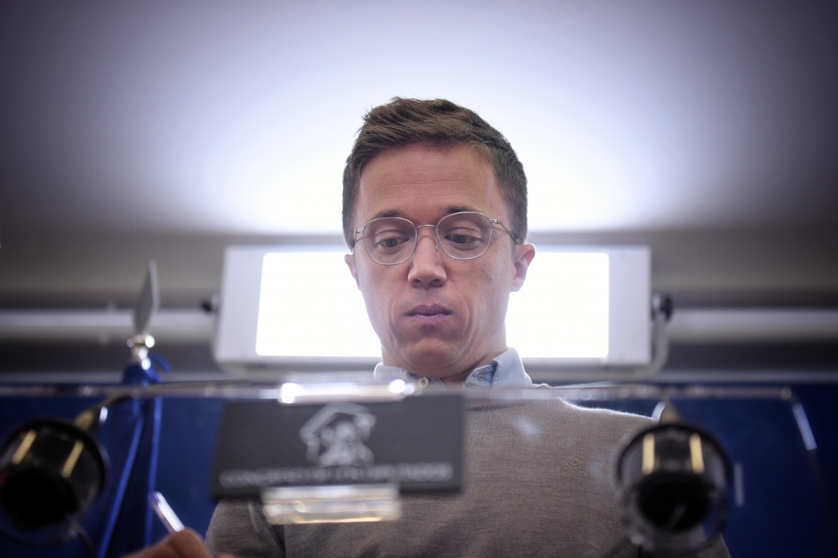 Íñigo Errejón acusa de «denuncia falsa» a la actriz Elisa Mouliaá Íñigo Errejón acusa de «denuncia falsa» a la actriz Elisa Mouliaá