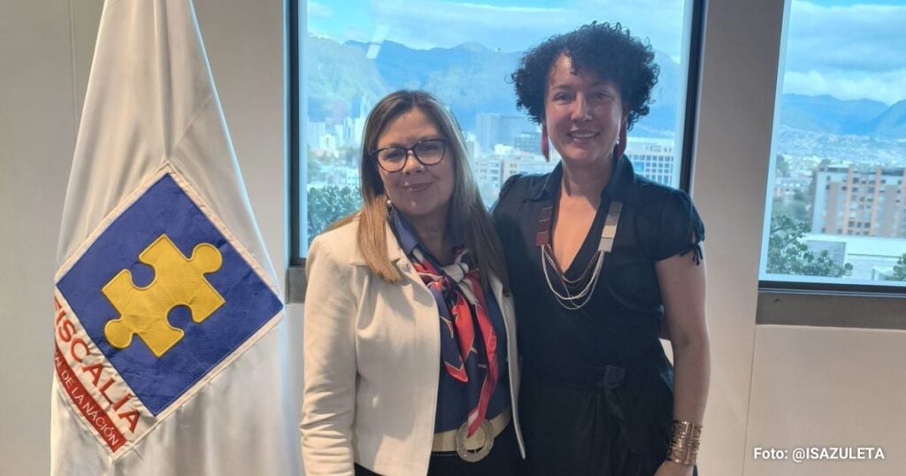 La foto de la senadora Isabel Zuleta que la dejó a ella contenta y a la Fiscal mal parada La foto de la senadora Isabel Zuleta que la dejó a ella contenta y a la Fiscal mal parada