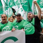 Los funcionarios convocan una macromanifestación el 14 de diciembre contra la supresión de Muface Los funcionarios convocan una macromanifestación el 14 de diciembre contra la supresión de Muface