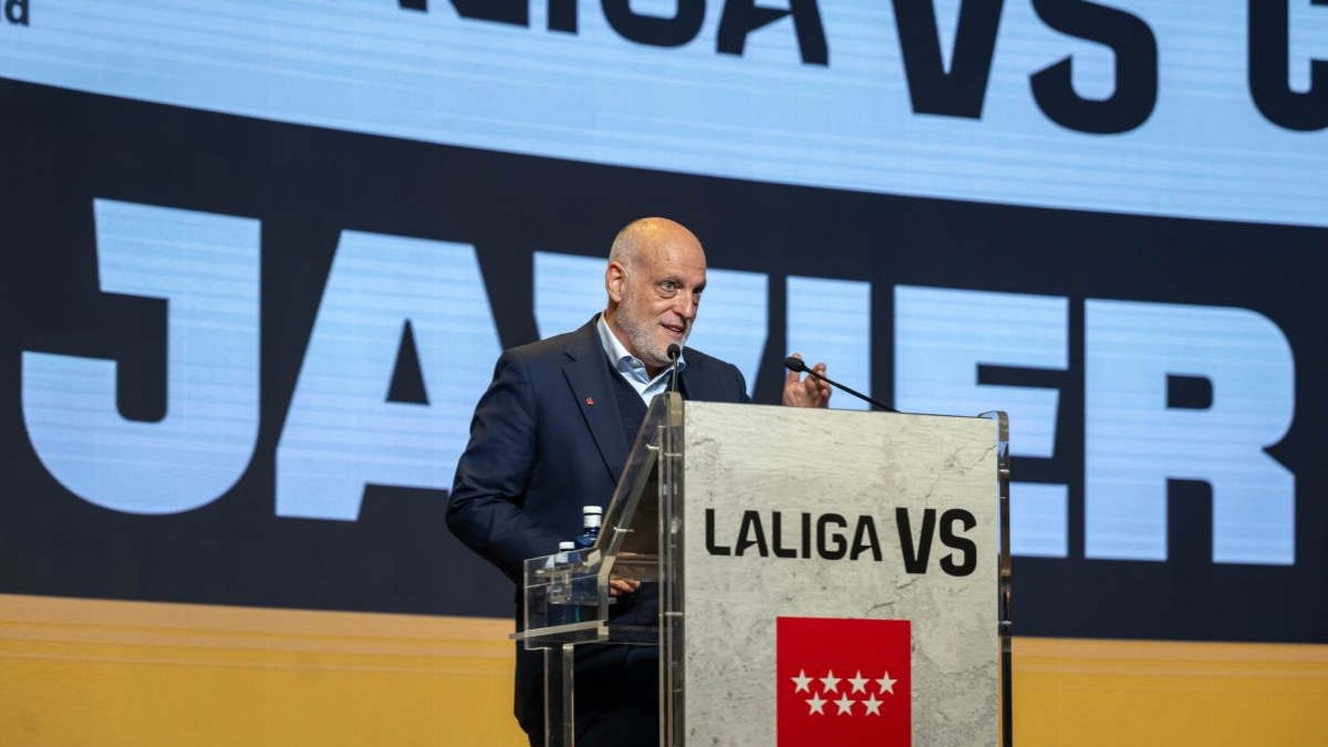 Tebas no quiere parar La Liga por la DANA: «El mejor mensaje es estar en primera línea en nuestros puestos de trabajo» Tebas no quiere parar La Liga por la DANA: «El mejor mensaje es estar en primera línea en nuestros puestos de trabajo»