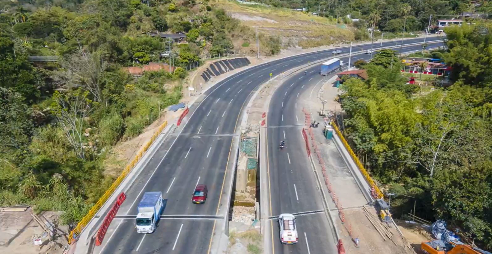 Viaje a Girardot se vuelve más rápido: inauguran ampliación de puente clave