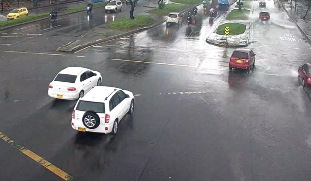 Lluvias afectan movilidad en Bogotá: varias vías colapsaron