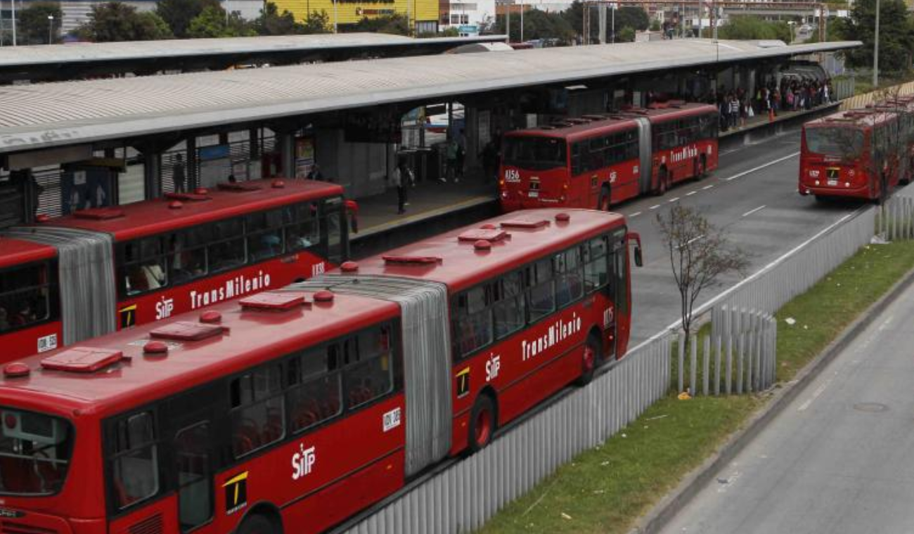 Troncal de la CALLE 13 de TRANSMILENIO tendrá 14 ESTACIONES Troncal de la CALLE 13 de TRANSMILENIO tendrá 14 ESTACIONES