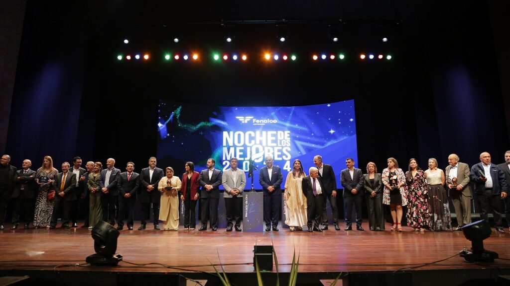 Fenalco Antioquia premió a las mejores empresas del departamento Fenalco Antioquia premió a las mejores empresas del departamento