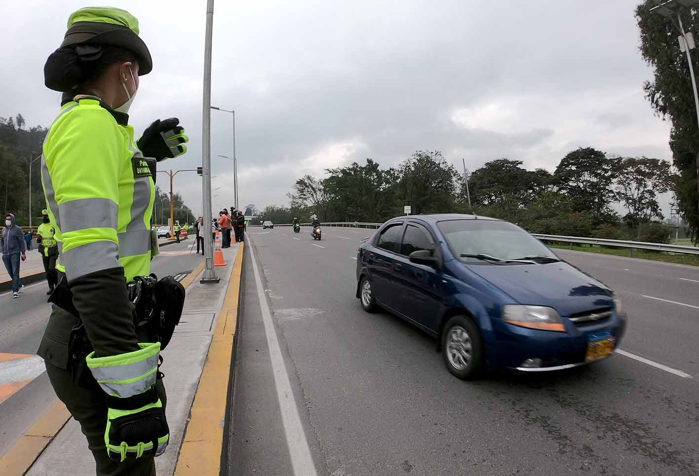 Festivo: Más de 3 millones de vehículos que saldrían por el puente Festivo: Más de 3 millones de vehículos que saldrían por el puente