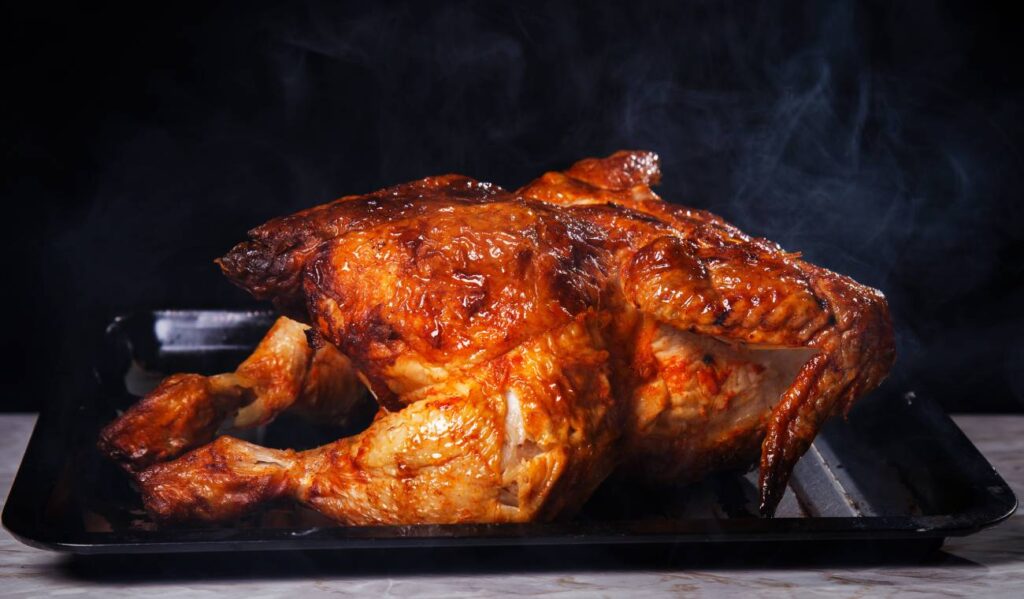 El precio del pollo asado bajo: estaría más barato y con ñapa El precio del pollo asado bajo: estaría más barato y con ñapa