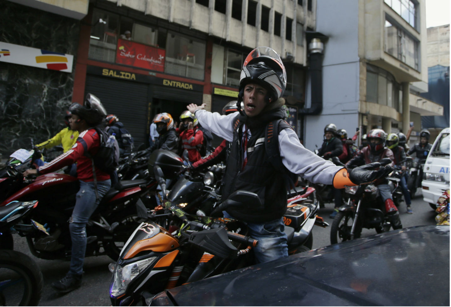 Advierten a motociclistas por aumento de operativos por prenda reflectiva Advierten a motociclistas por aumento de operativos por prenda reflectiva